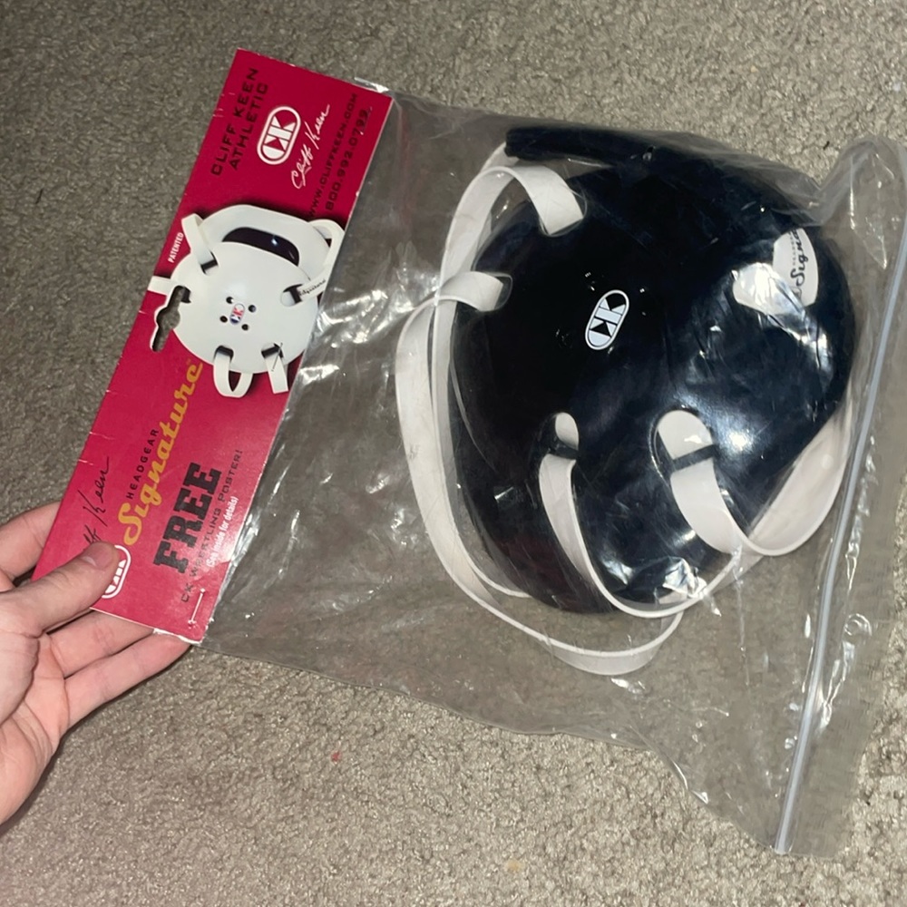 Cliff keen headgear